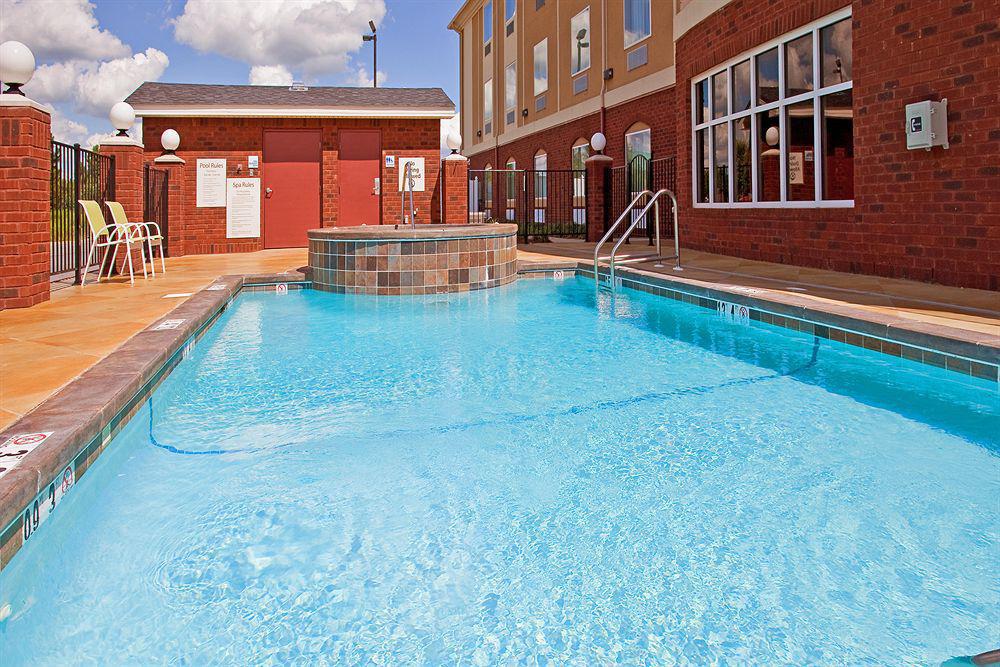 Holiday Inn Express Hotel & Suites Foley By Ihg Exterior foto