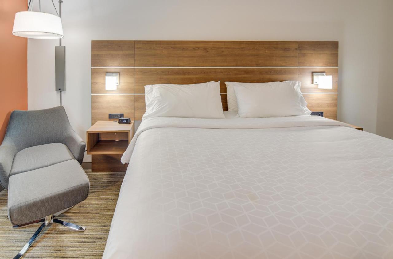 Holiday Inn Express Hotel & Suites Foley By Ihg Exterior foto